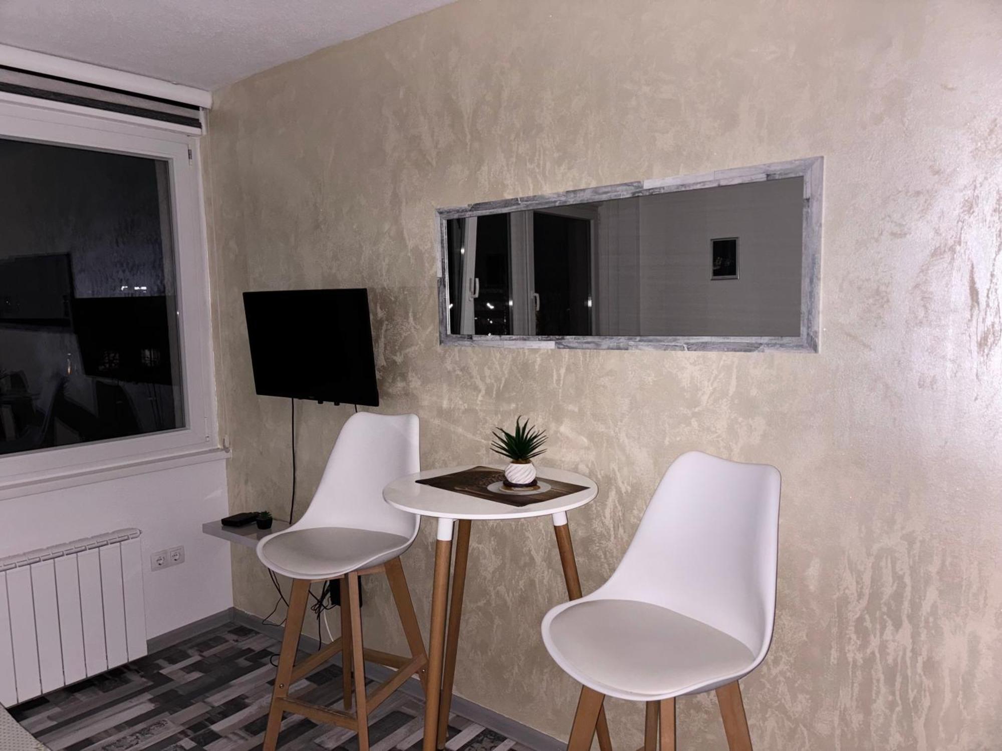 Dva Galebaa Apartamento